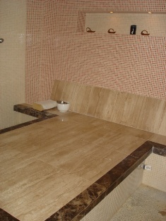 этот гебек для двоих худеньких.. или для ТАКОГО как я....jpg